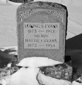 Loring and Hattie Evans grave stone